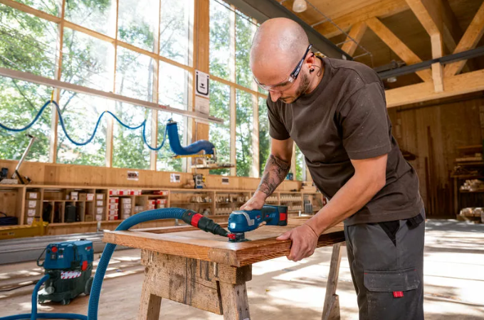 Bosch Akku Multicutter GOP 18V-34 / SOLO + Zubehör